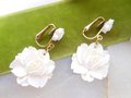 Vintage Featherlite White Rose Earrings Mod Plastic Dangle Drop Clip On Lightweight Jewelry Wedding Mid Century, VivianJoel.com