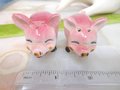 Vintage Pig JAPAN Salt Pepper Shaker Set Kitschy Cute Pink Ceramic Cottage Farmhouse Clutter Figurine Mid Century, VivianJoel.com