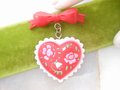 Vintage Valentine Heart Pin Brooch Resin Plastic Dangle Charm Pink Rose Love Romance Gift, VivianJoel.com