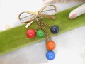 Vintage Dangle Bead Brooch Ribbon Bow Pin Bakelite ERA Old Plastic Rockabilly Retro Mid Century Jewelry, VivianJoel.com