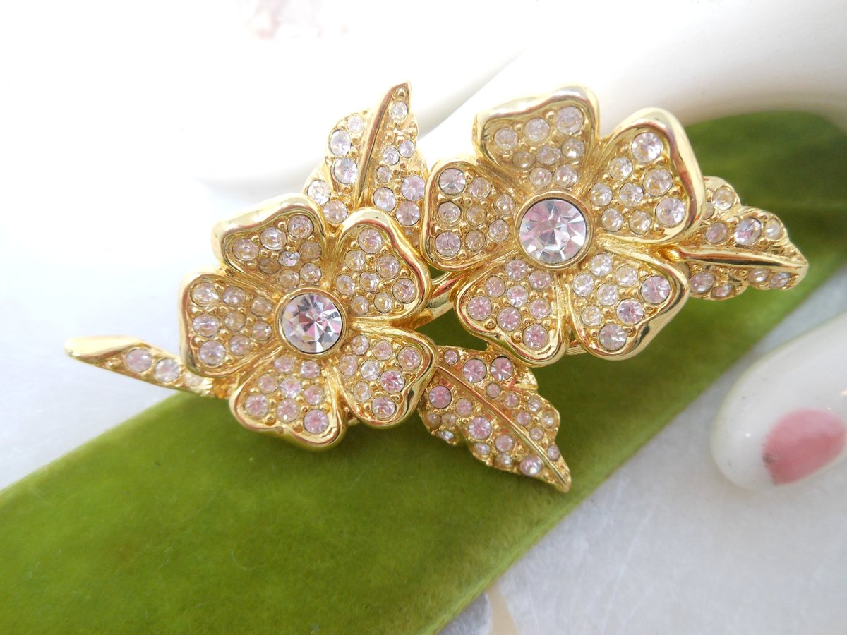 Vintage JOAN RIVERS Designer Duette Pin Brooch Earrings Flower Rhinestone Crystal Jewelry Collectible Gift, VivianJoel.com