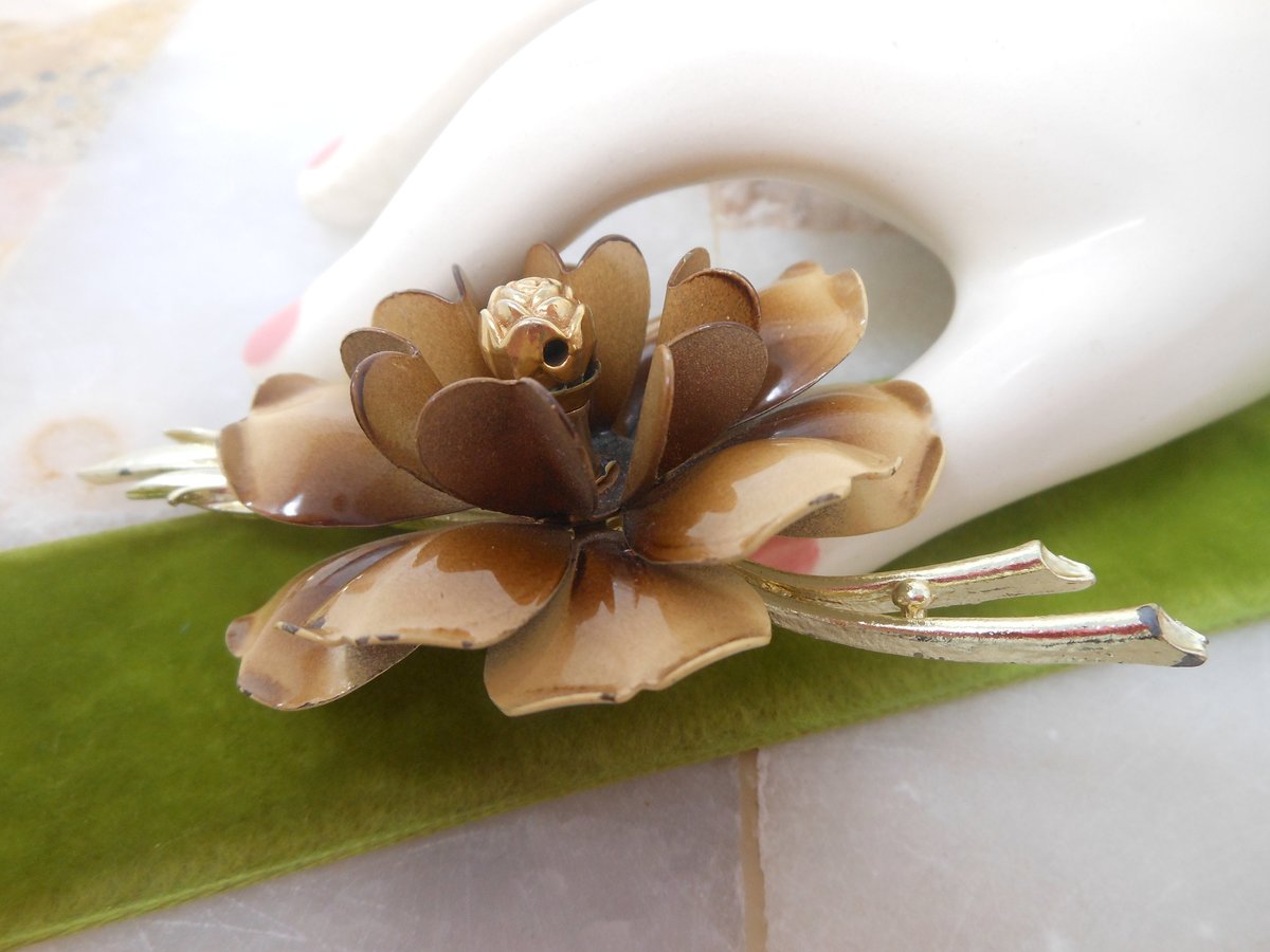 Vintage CORO Flower Brooch Coffee Latte Designer Pin Enamel Mum Mid Century Jewelry Gift, VivianJoel.com
