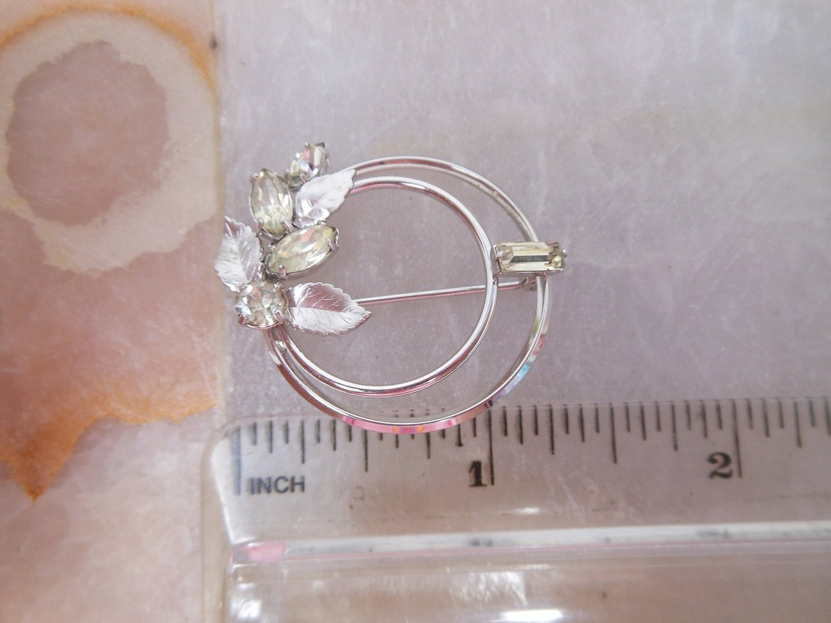 Vintage KREMENTZ Crystal Brooch Wreath Flower Rhinestone Pin Designer Petite Mid Century Jewelry Gift, VivianJoel.com