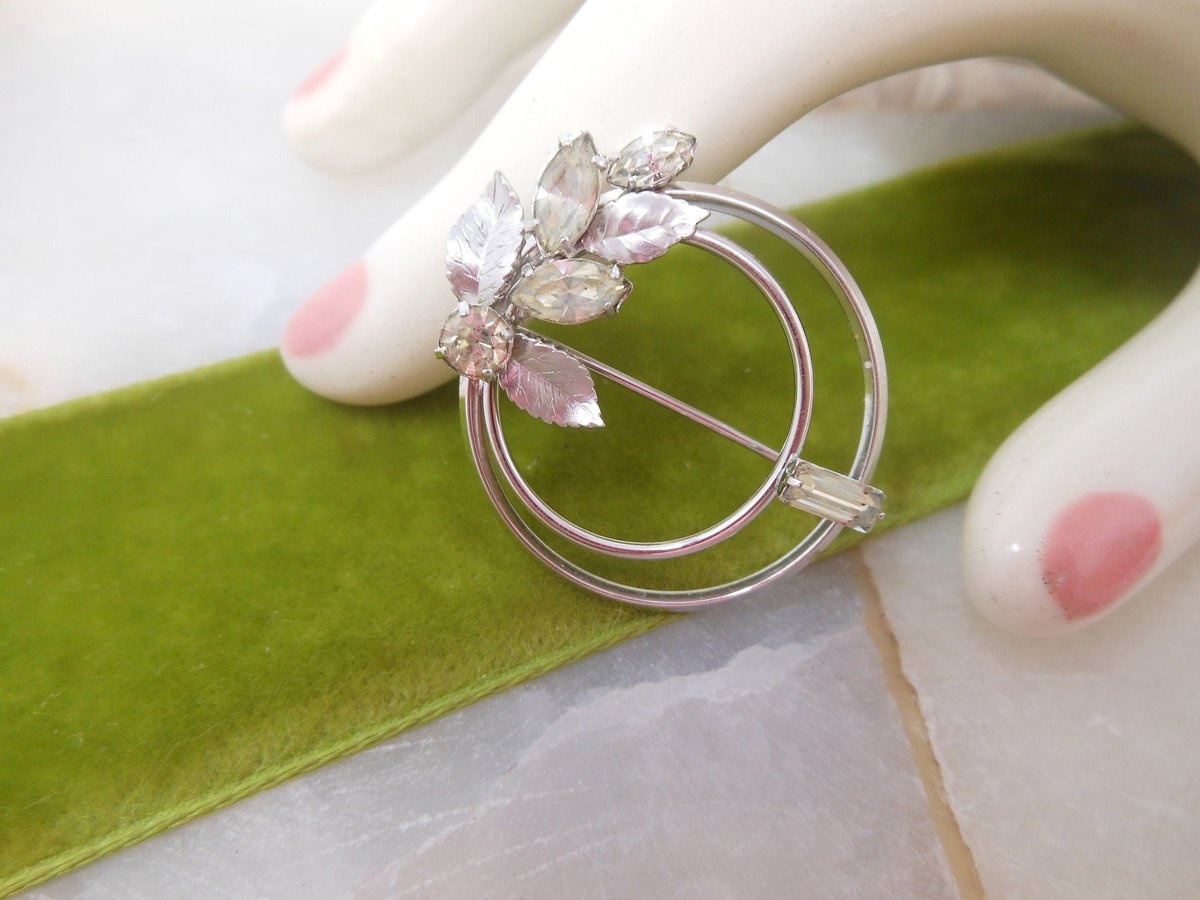 Vintage KREMENTZ Crystal Brooch Wreath Flower Rhinestone Pin Designer Petite Mid Century Jewelry Gift, VivianJoel.com