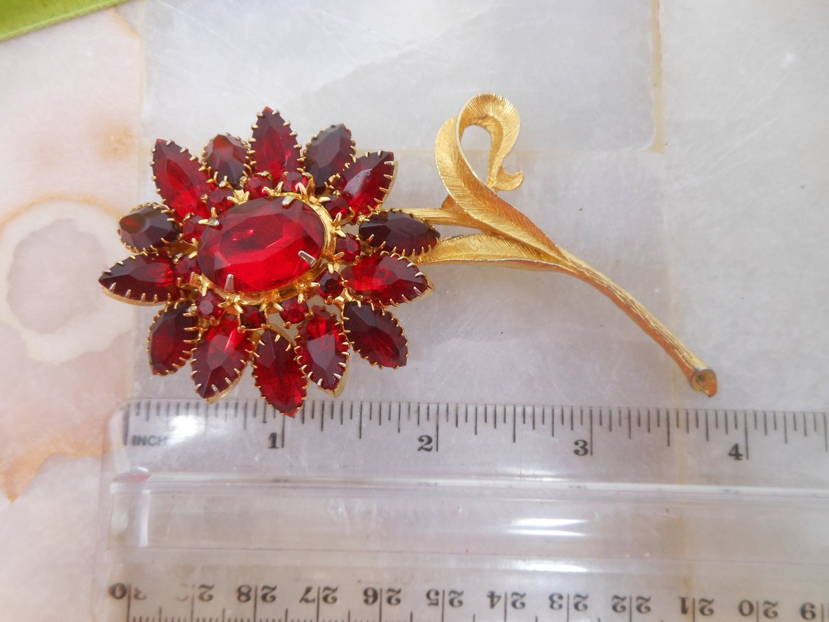 Vintage Red Rhinestone Brooch Flower High End Designer Pin JULIANA Mid Century Crystal Jewelry Gift, VivianJoel.com