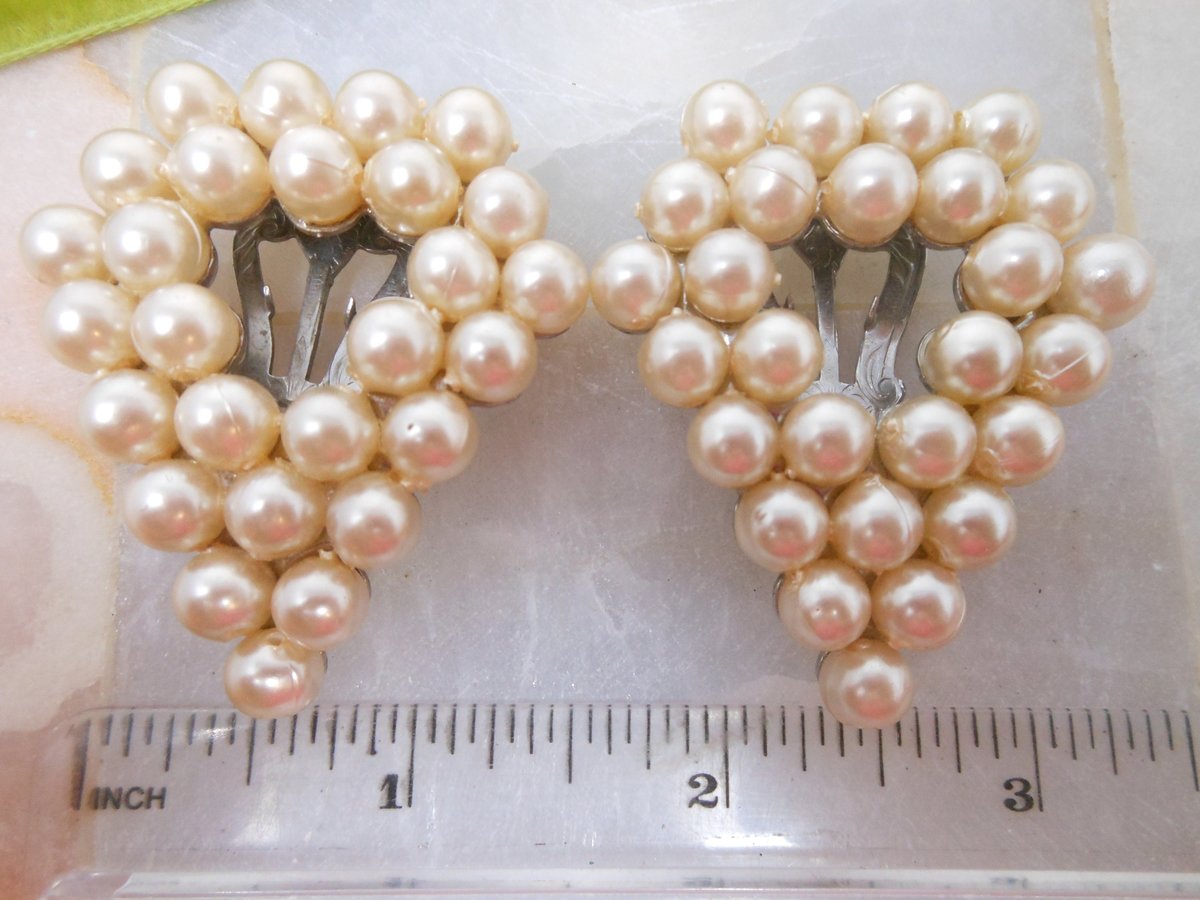 Vintage Pearl Dress Fur Clip Brooch Set Pair Glam Accent Pin Mid Century Jewelry Gift, VivianJoel.com