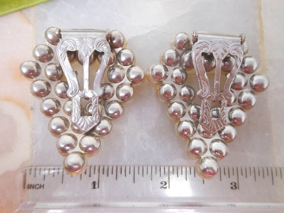 Vintage Pearl Dress Fur Clip Brooch Set Pair Glam Accent Pin Mid Century Jewelry Gift, VivianJoel.com