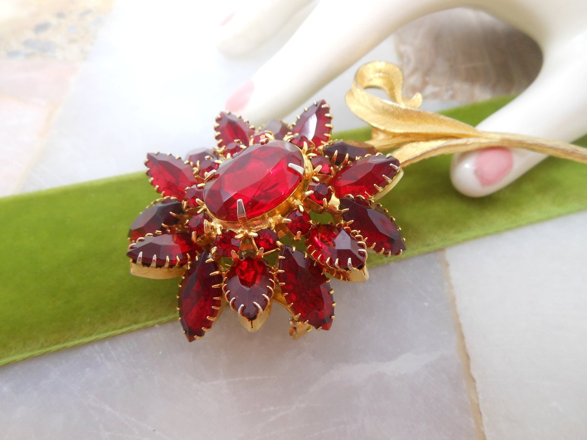 Vintage Red Rhinestone Brooch Flower High End Designer Pin JULIANA Mid Century Crystal Jewelry Gift, VivianJoel.com