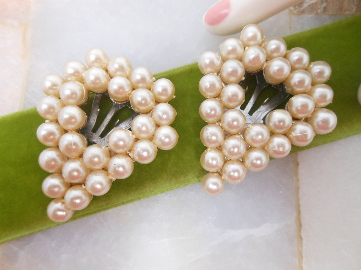 Vintage Pearl Dress Fur Clip Brooch Set Pair Glam Accent Pin Mid Century Jewelry Gift, VivianJoel.com