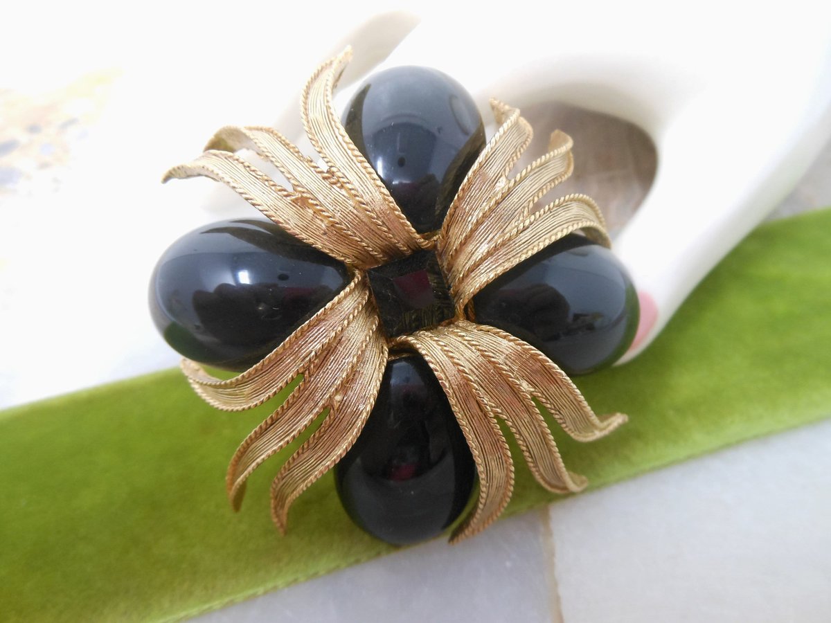 Vintage OSCAR De La RENTA Maltese Cross Pin Brooch Chunky Black Glass Gold Plate Statement Runway Mid Century Jewelry Gift, VivianJoel.com