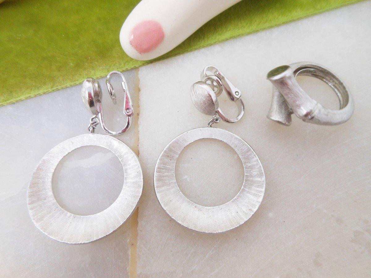 Vintage TRIFARI Earrings Dangle Drop MOD Bamboo Ring Brushed Silver Tone LOT Mid Century Designer Jewelry Gift, VivianJoel.com