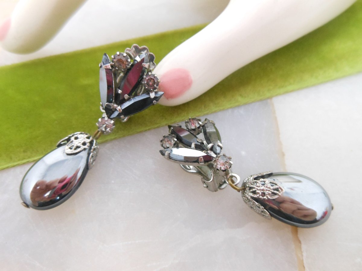 Vintage JULIANA Verified Earrings Hematite Clip On Dangle Drop Grey Rhinestone Mid Century Designer Jewelry Gift, VivianJoel.com