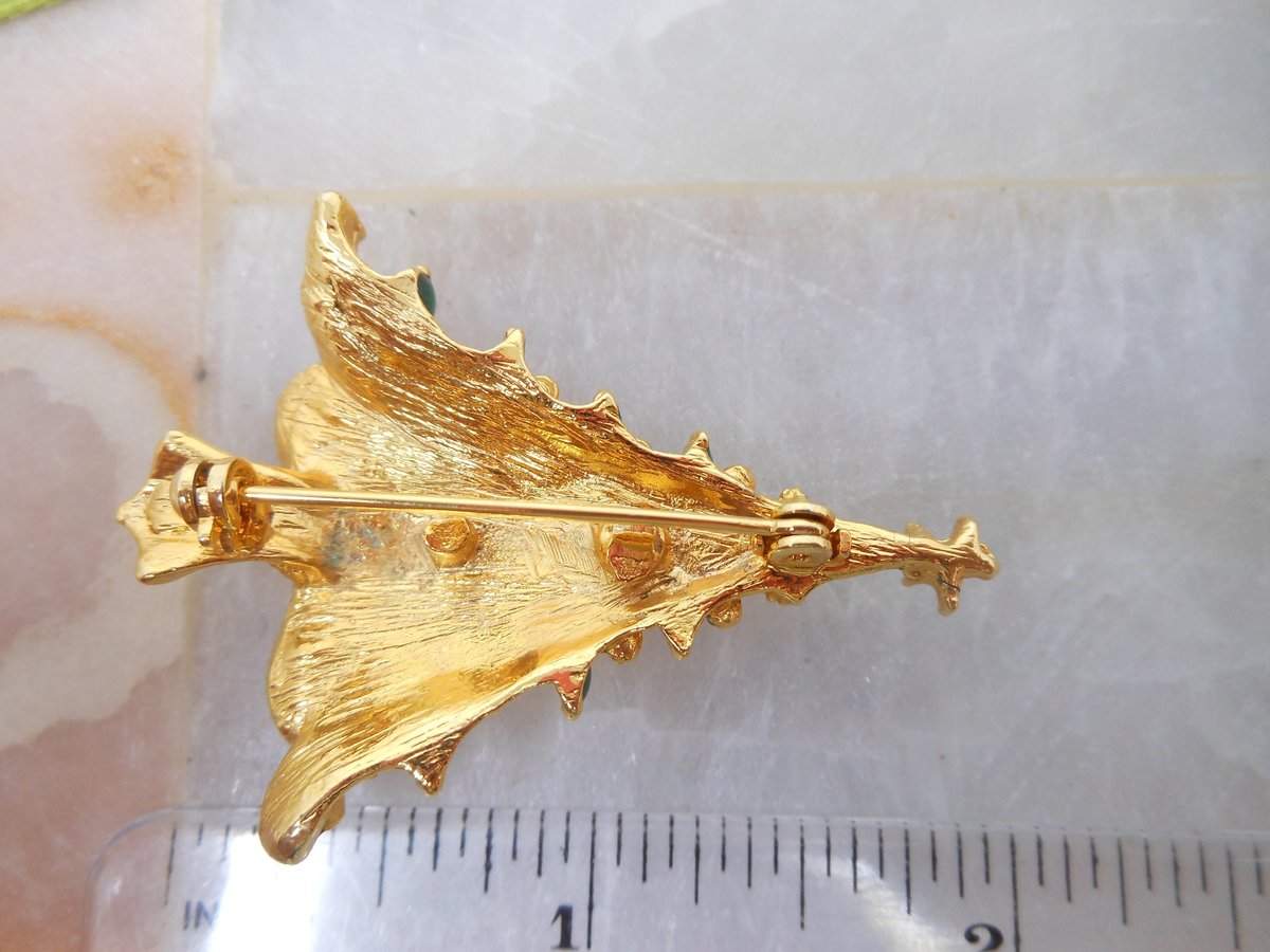 Vintage Christmas Tree Pin Brooch Enamel Rhinestone Gift Jewelry Collectible, VivianJoel.com