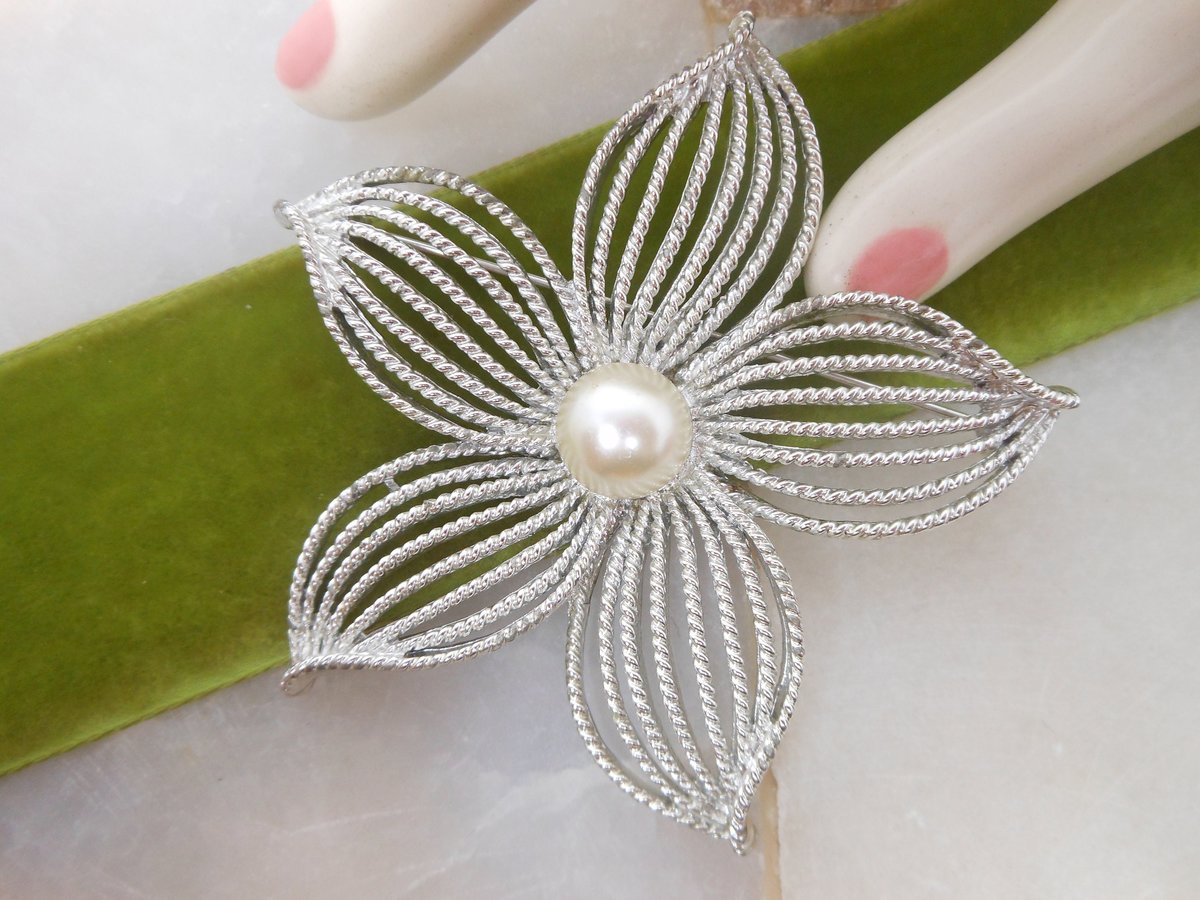 Vintage SARAH COVENTRY Flower Brooch Pearl Moonflower Pin Starburst Designer Mid Century Jewelry Gift, VivianJoel.com