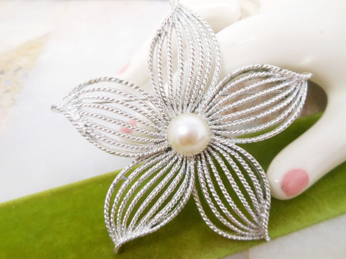Vintage SARAH COVENTRY Flower Brooch Pearl Moonflower Pin Starburst Designer Mid Century Jewelry Gift, VivianJoel.com
