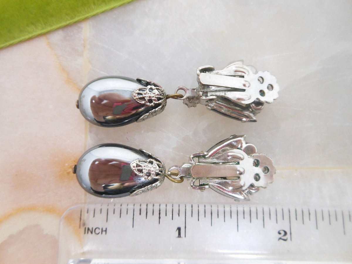 Vintage JULIANA Verified Earrings Hematite Clip On Dangle Drop Grey Rhinestone Mid Century Designer Jewelry Gift, VivianJoel.com