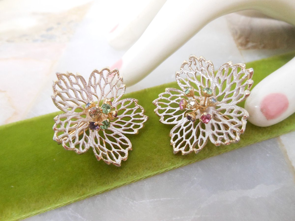 Vintage Tremblant Earrings Flower Enamel Atomic Crystal Rhinestone Clip On Mod Mid Century Jewelry, VivianJoel.com