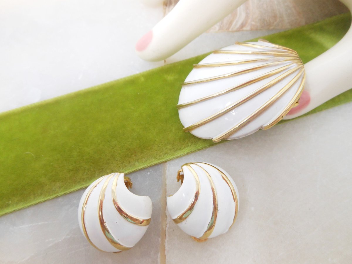 Vintage MARVELLA Pin Brooch Earrings Set Clip On White Enamel Classic Designer Mid Century Modernist Wedding Jewelry Gift, VivianJoel.com