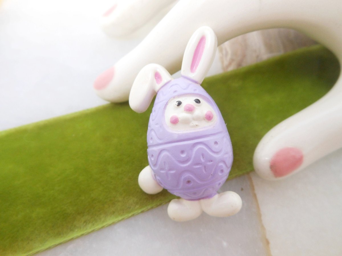Vintage LOT 2 Easter Bunny Rabbit Egg Pin Brooch Designer AVON Plastic Resin Collectible Jewelry Gift, VivianJoel.com