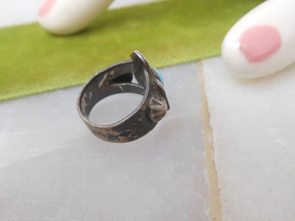Vintage STERLING SILVER Thunderbird Ring Turquoise 925 Fred Harvey Era Mid Century Jewelry Gift Size 2 Petite, VivianJoel.com