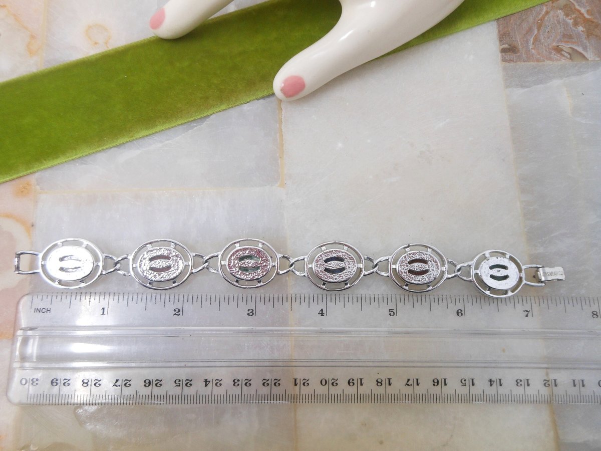 Vintage SARAH COVENTRY Bracelet Faux Jade Lapis Carnelian Festoon Chain Link Designer Mid Century Jewelry Gift, VivianJoel.com