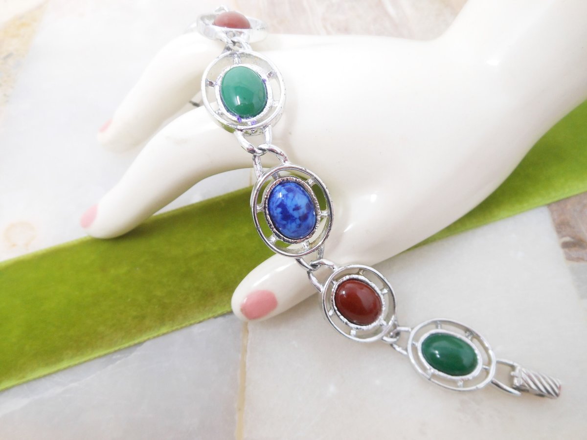 Vintage SARAH COVENTRY Bracelet Faux Jade Lapis Carnelian Festoon Chain Link Designer Mid Century Jewelry Gift, VivianJoel.com