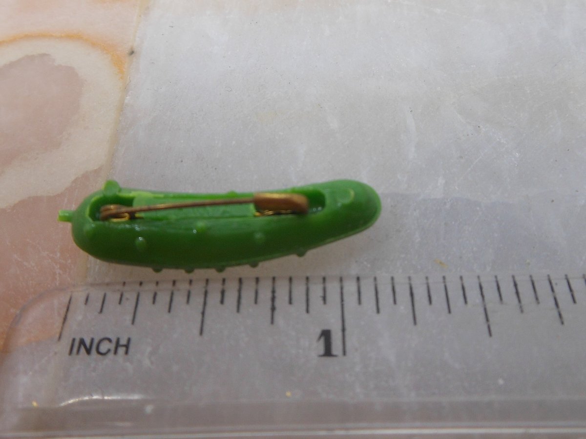 Vintage HEINZ Pickle Promo Pin Advertisement Green Plastic Petite Lapel Brooch Jewelry Gift, VivianJoel.com
