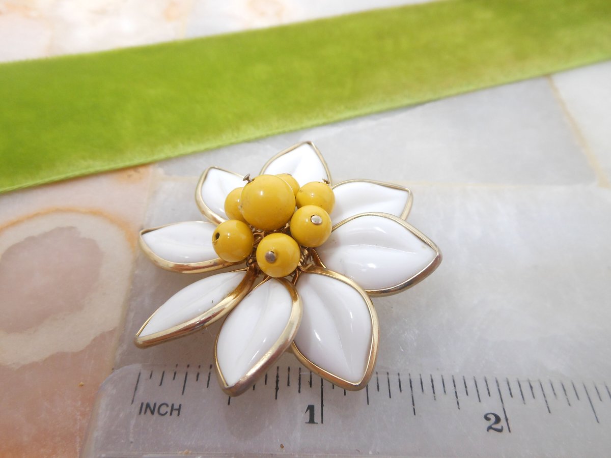 Vintage CORO Designer Brooch Milk Poured Glass Daisy Pin Flower White Yellow Jewelry Gift Mid Century, VivianJoel.com