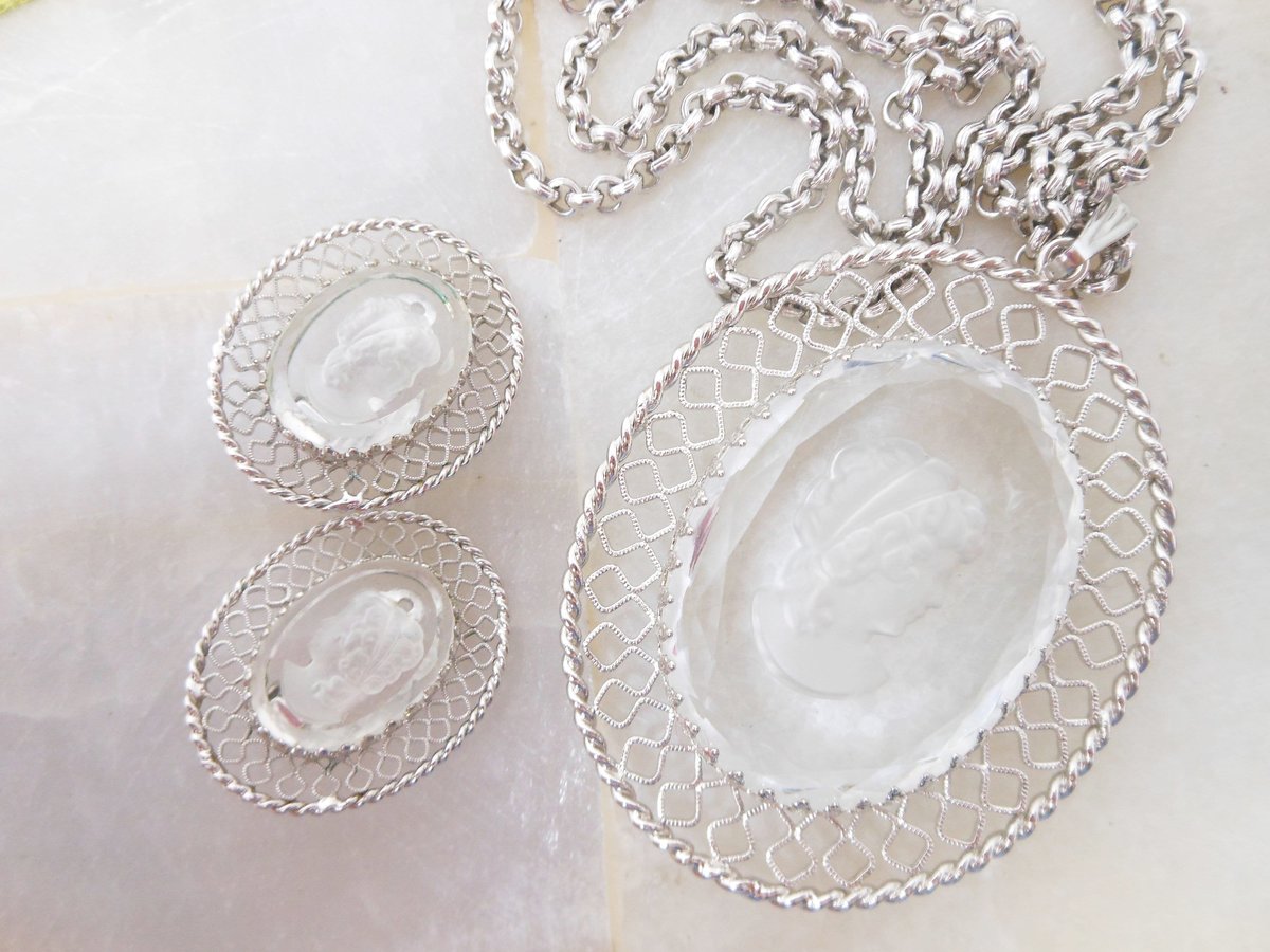 Vintage WHITING DAVIS Cameo Intaglio Pendant Necklace Earrings Set Reverse Carved Glass Victorian Revival Mid Century, VivianJoel.com