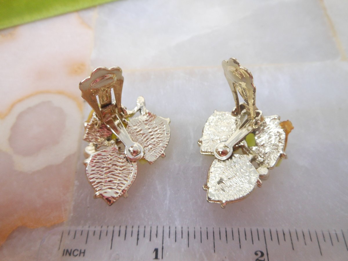 Vintage Orange Lime Green Leaf Earrings Chunky Clip On Thermoset Plastic Retro Mid Century Jewelry Gift, VivianJoel.com