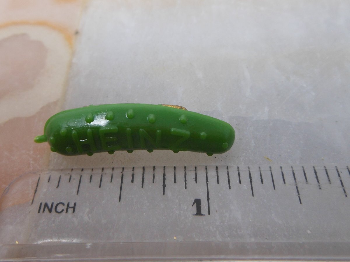 Vintage HEINZ Pickle Promo Pin Advertisement Green Plastic Petite Lapel Brooch Jewelry Gift, VivianJoel.com