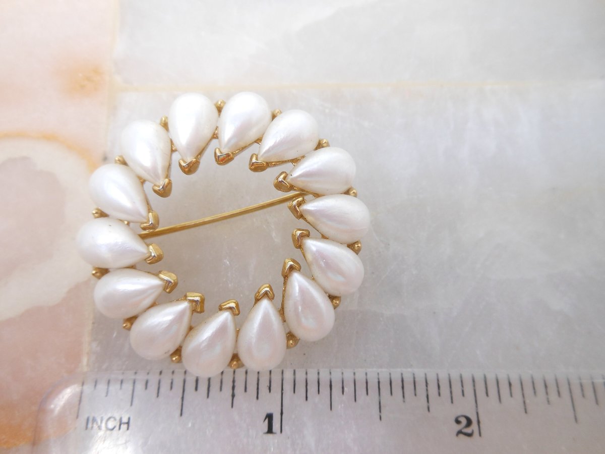 Vintage Crown TRIFARI Classic Brooch Pearl Pin Wreath Circle Gold Plate Mid Century Designer Jewelry Gift, VivianJoel.com