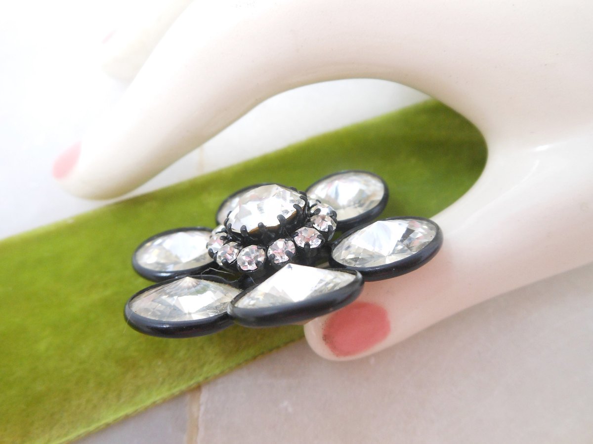 Vintage AUSTRIA Flower Pin Brooch Designer Crystal Rhinestone Mod Jewelry Gift Mid Century *as is*, VivianJoel.com