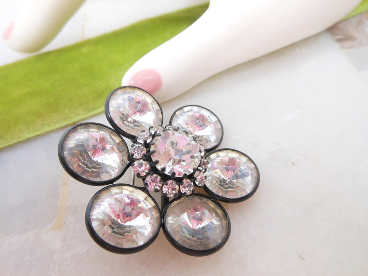 Vintage AUSTRIA Flower Pin Brooch Designer Crystal Rhinestone Mod Jewelry Gift Mid Century *as is*, VivianJoel.com