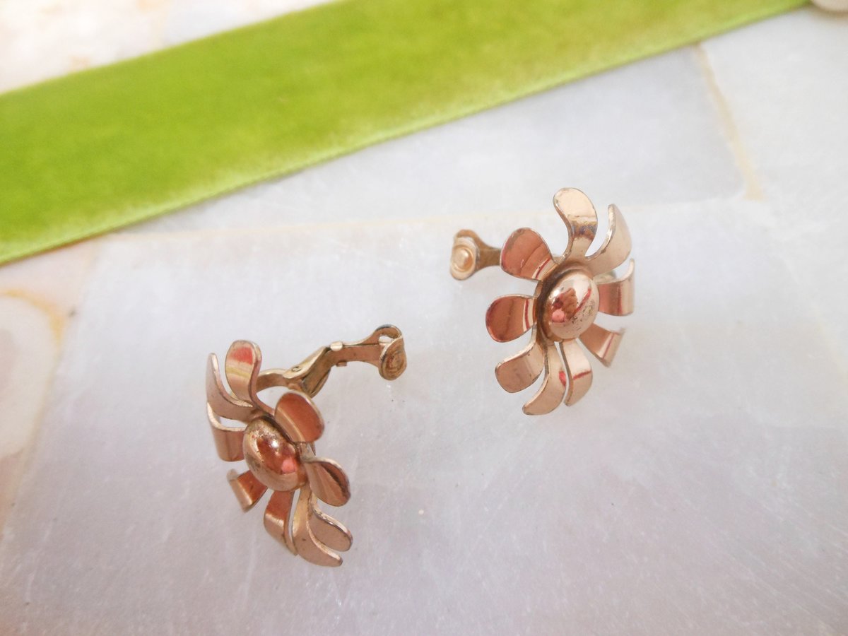 Vintage NAPIER Sterling Silver Earrings Mod Flower Clip On Copper Rose Gold Vermiel Designer Mid Century Jewelry Gift, VivianJoel.com