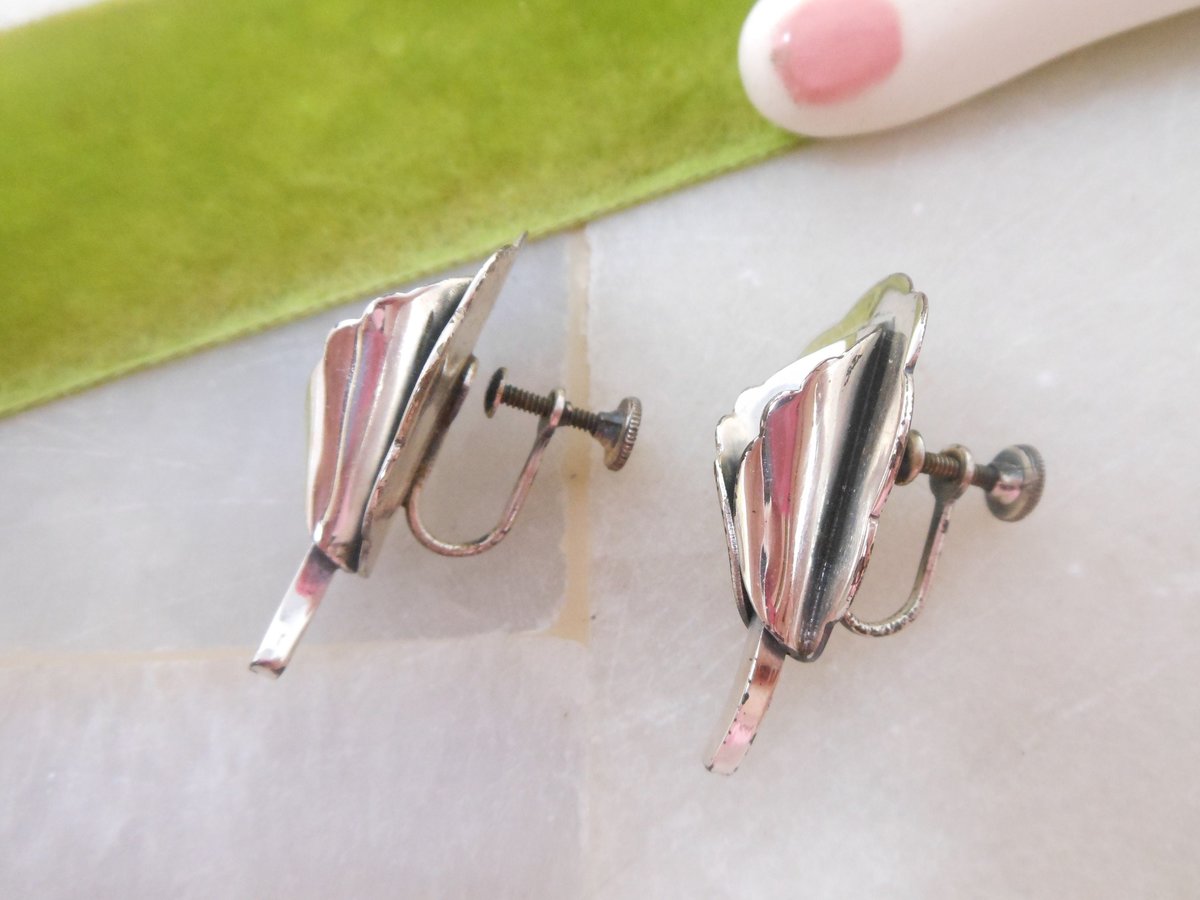 Vintage SAUTEUR Sterling Silver Earrings RENOIR Designer Modernist Flower Lily Screw Back Mid Century Jewelry, VivianJoel.com