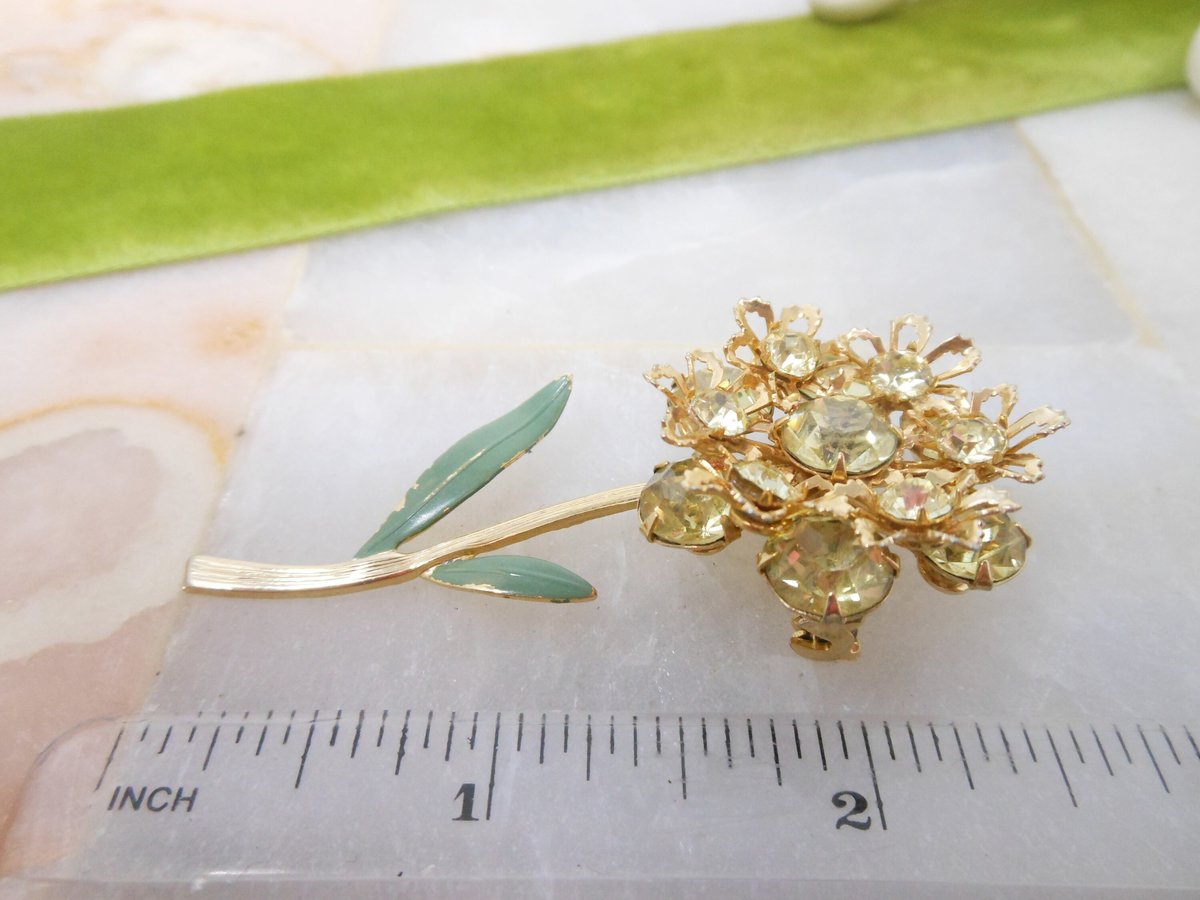 Vintage Citrine Flower Brooch Pale Yellow Rhinestone Pin Crystal Jewelry Gift Mid Century, VivianJoel.com