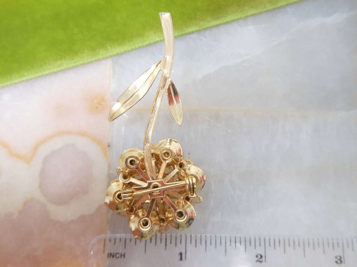 Vintage Citrine Flower Brooch Pale Yellow Rhinestone Pin Crystal Jewelry Gift Mid Century, VivianJoel.com