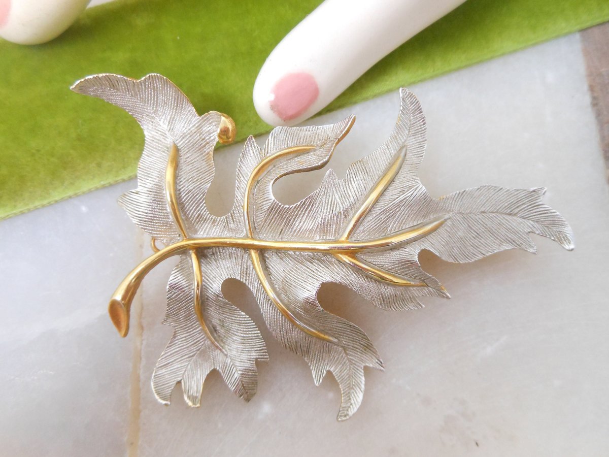 Vintage JUDY LEE Large Leaf Brooch Pin Pendant Figural Designer Two Tone Fall Statement Designer Jewelry Gift Mid Century, VivianJoel.com