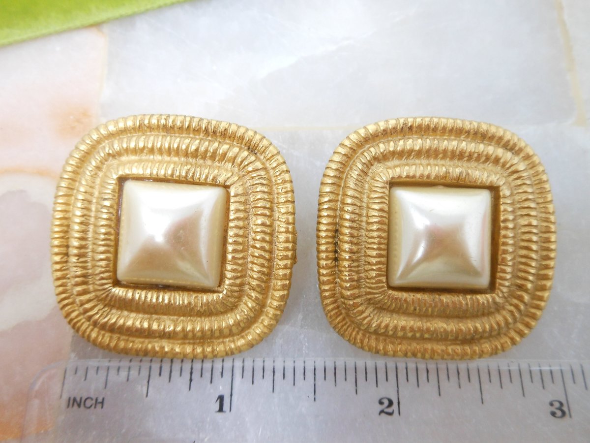 Vintage Huge Champagne Pearl Earrings Clip On Matte Gold Tone Plate Chunky Statement Jewelry Gift, VivianJoel.com
