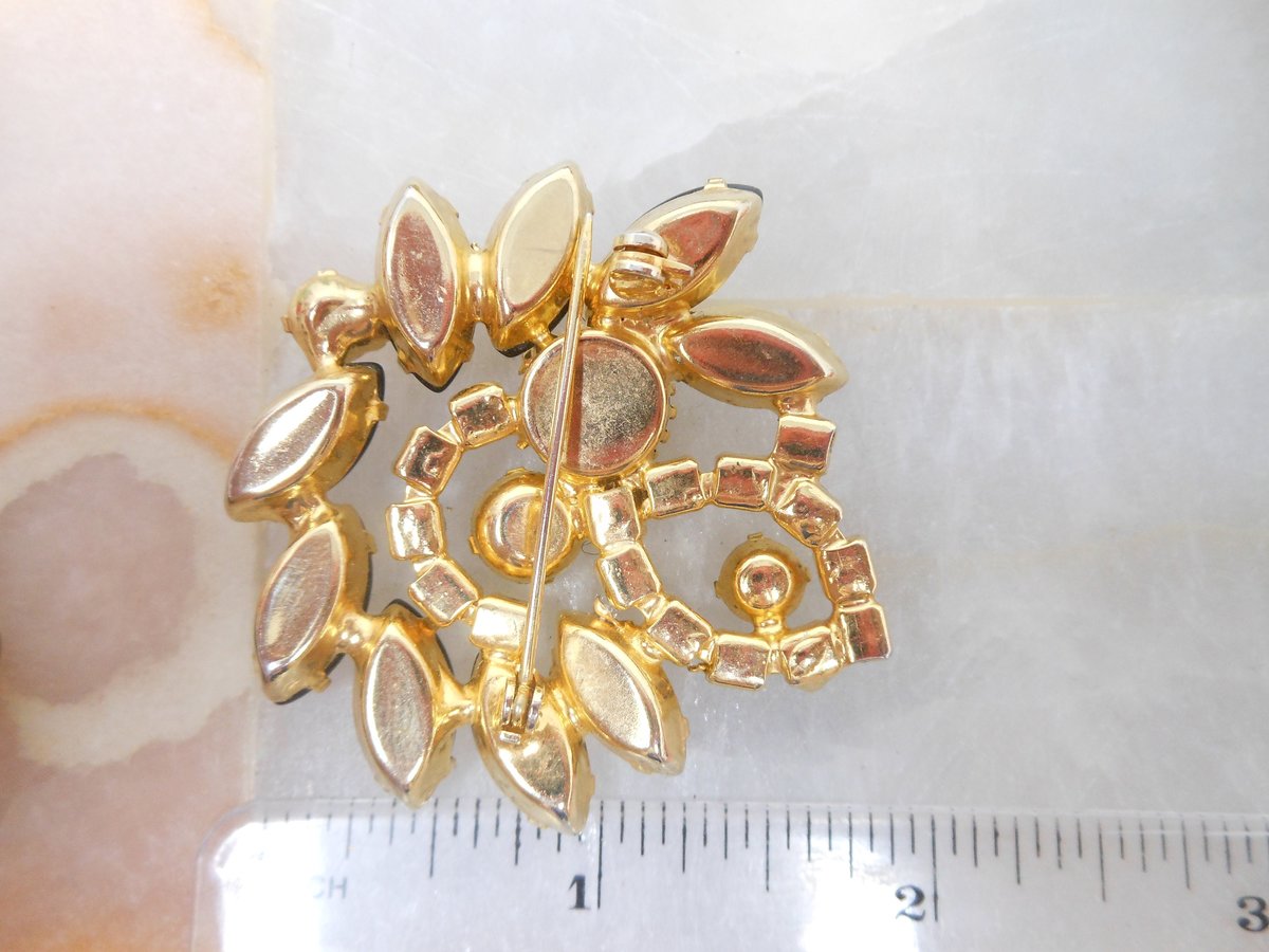 Vintage Black Brooch Flower Pinwheel Pin Cluster Rhinestone Mid Century Jewelry Gift, VivianJoel.com