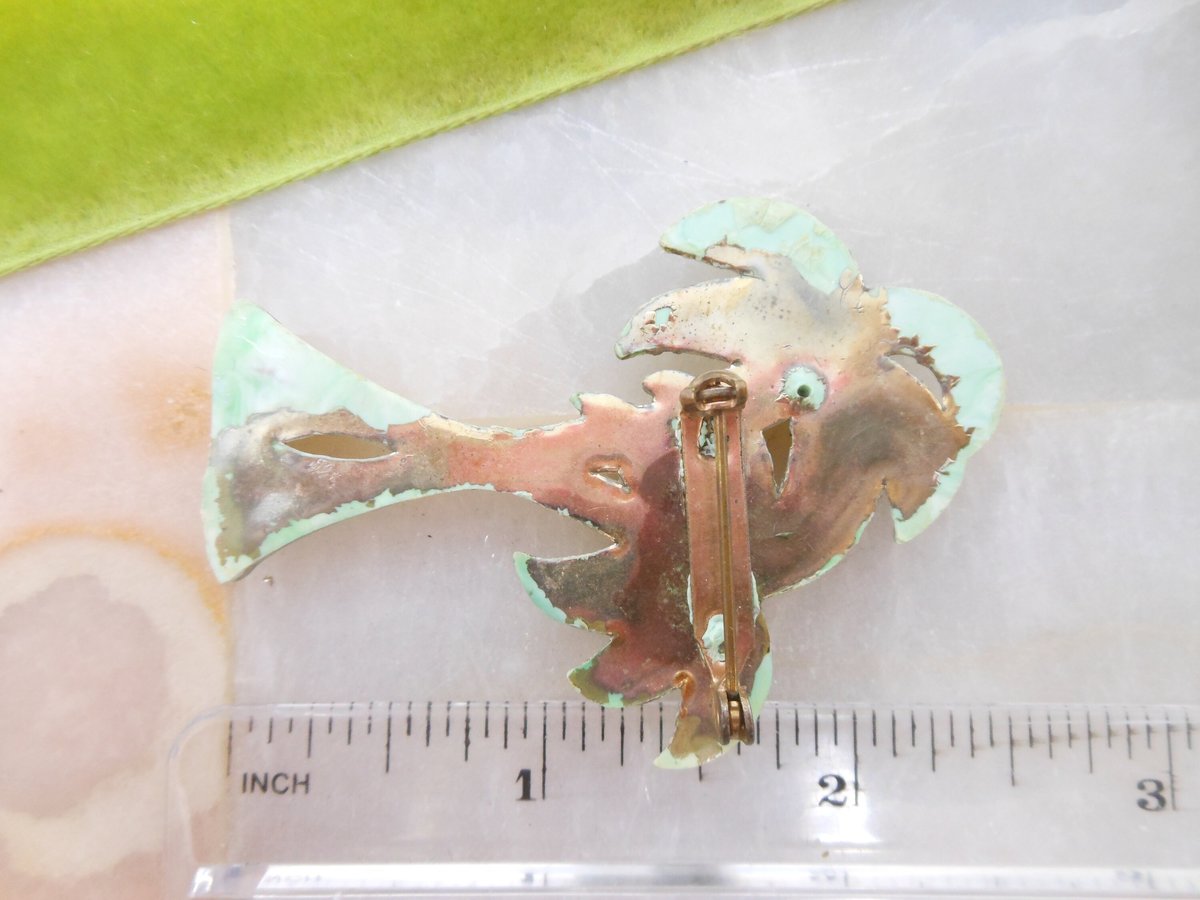 Vintage Palm Tree Pin Enamel Paint Celluloid Brooch Old Plastic Tropical Tiki Mid Century Jewelry Gift, VivianJoel.com