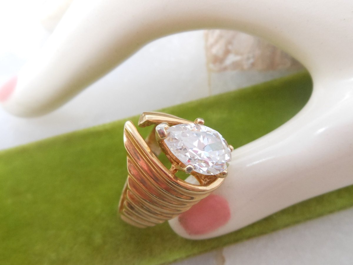 Vintage Chunky Crystal Ring Gold Plate Big Fake Engagement Cocktail Size 8.5 Jewelry Gift, VivianJoel.com