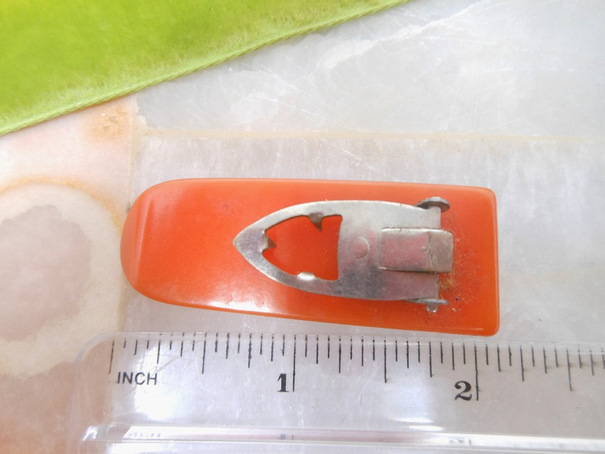 Vintage BAKELITE Pumpkin Orange Carved Fur Dress Clip Brooch Old Plastic Pin Art Deco Jewelry Gift Mid Century, VivianJoel.com