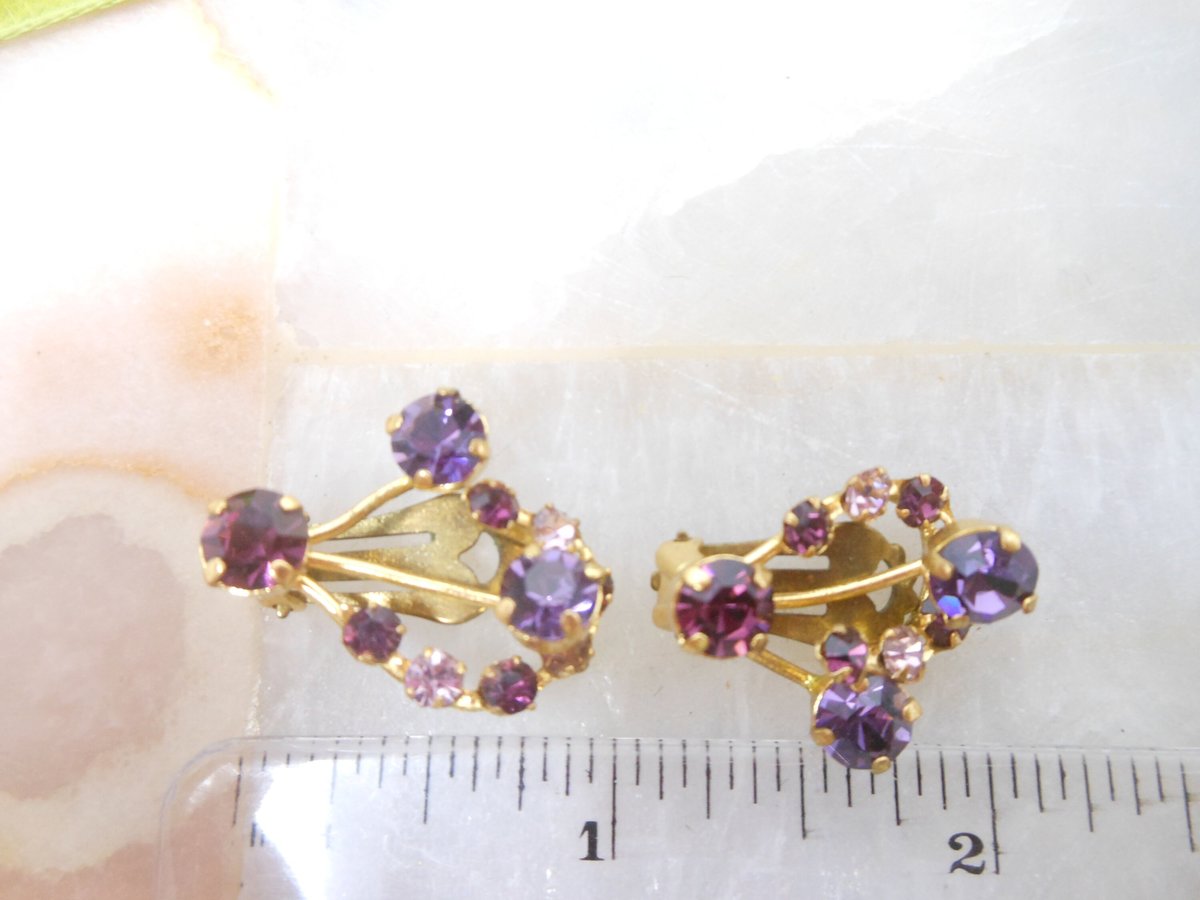 Vintage AUSTRIA Earrings Clip On Amethyst Purple Pink Crystal Rhinestone Flower Jewelry Gift Mid Century, VivianJoel.com