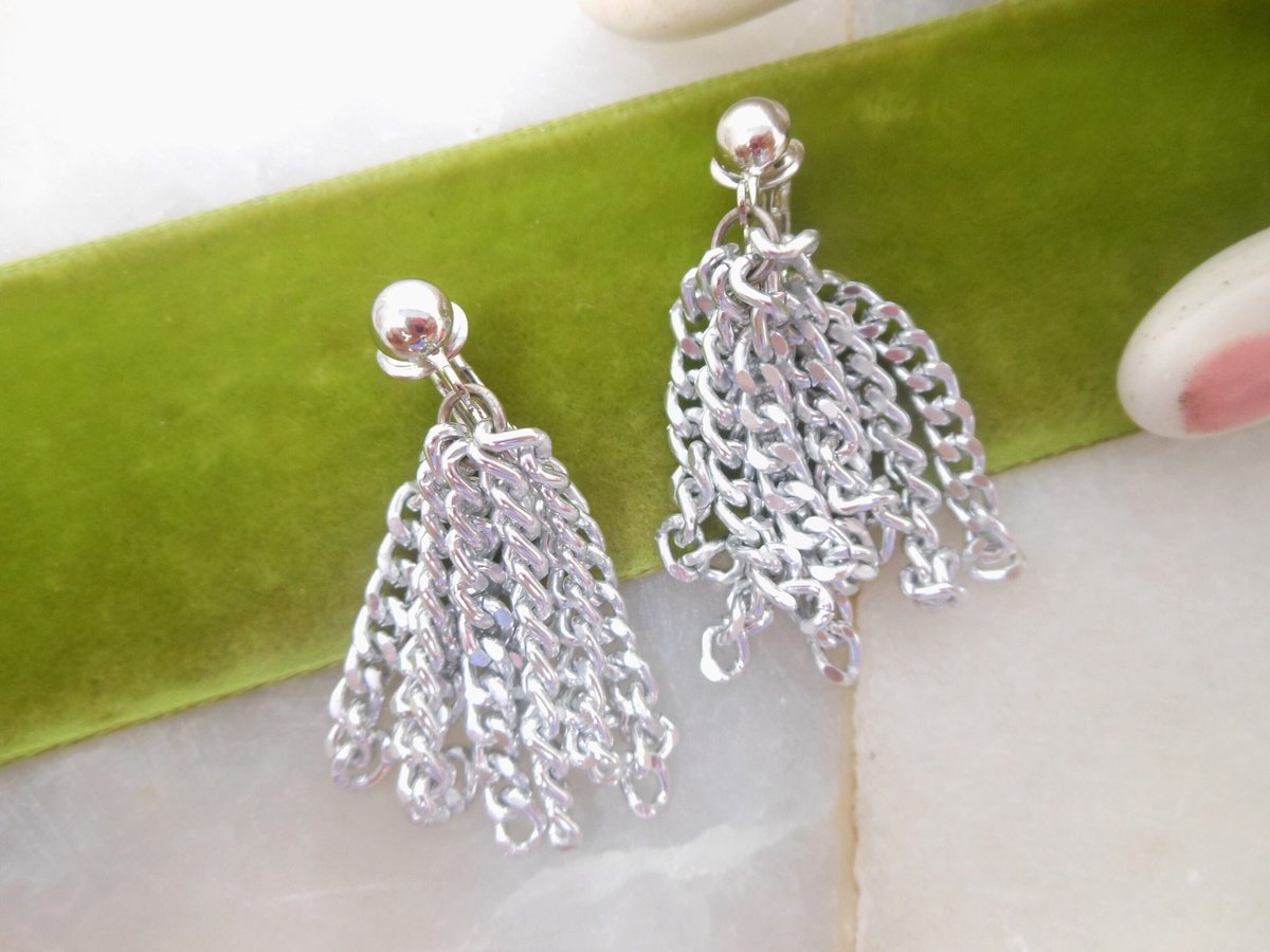 Vintage SARAH COVENTRY Fringe Chain Earrings Dangle Drop Clip On Silvertone Tassel Magic Designer Jewelry Mid Century Gift, VivianJoel.com