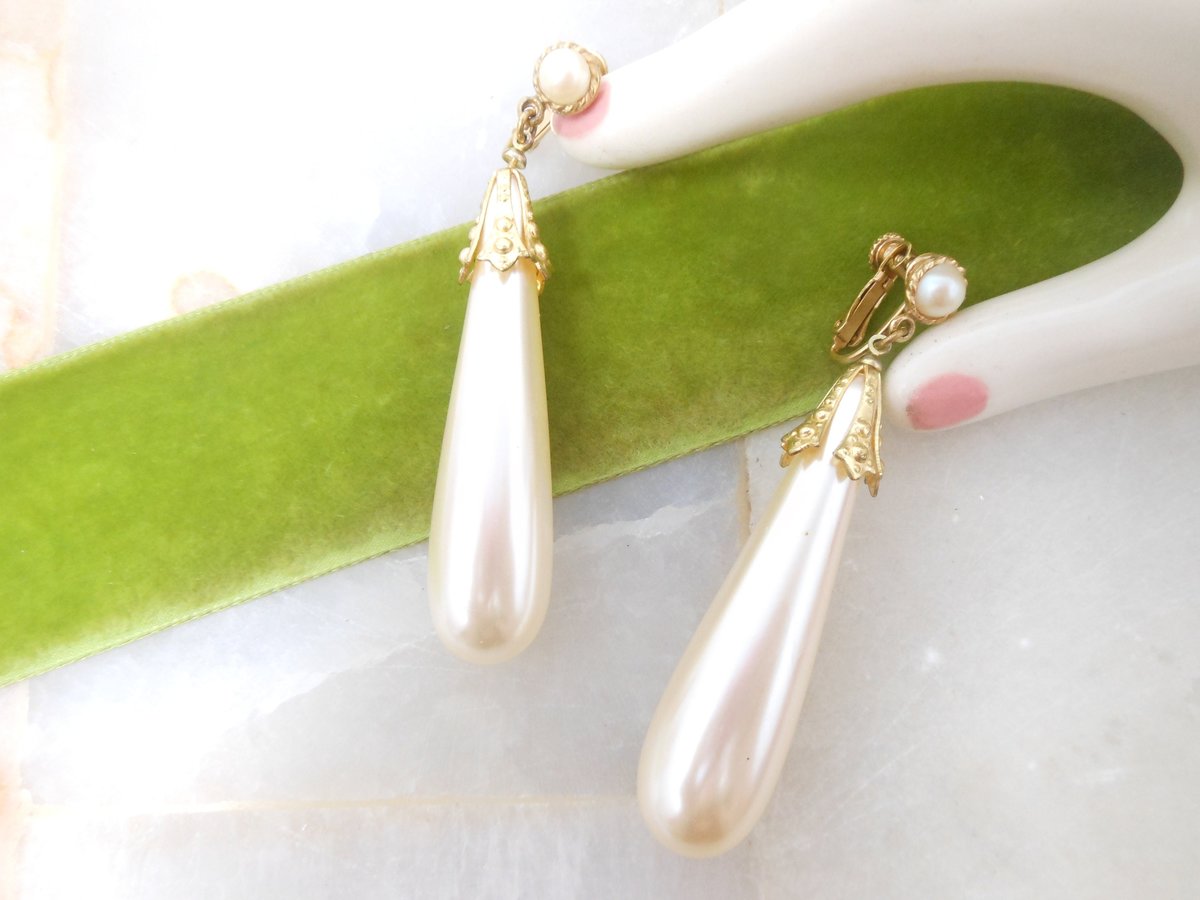 Vintage DAUPLAISE Huge Earrings Pearl Chunky Bead Dangle Drop Clip On Jewelry Gift Statement Runway Designer Mid Century, VivianJoel.com