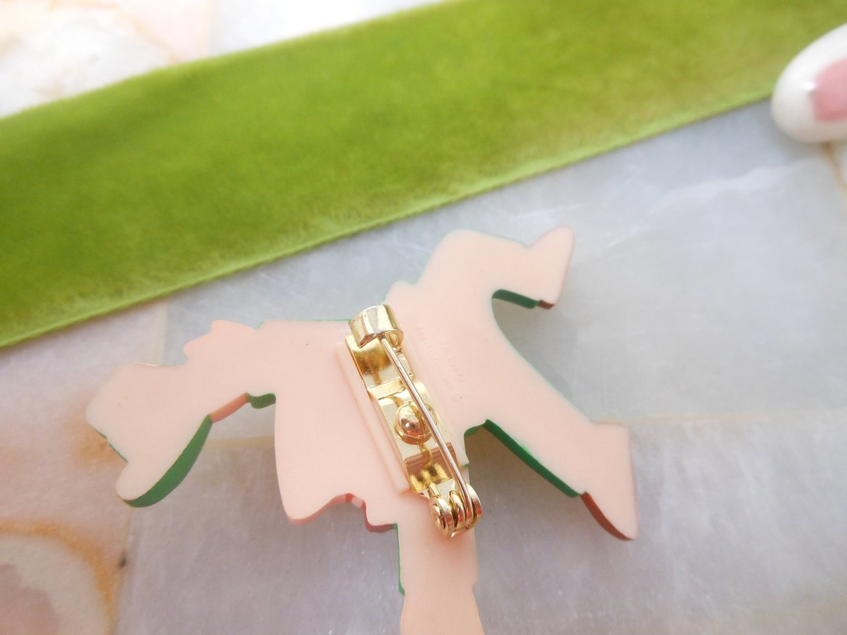 Vintage HALLMARK Brooch Shamrock Leprechaun Pin  St Patricks Irish Resin Plastic 1989 Figural Jewelry Gift, VivianJoel.com