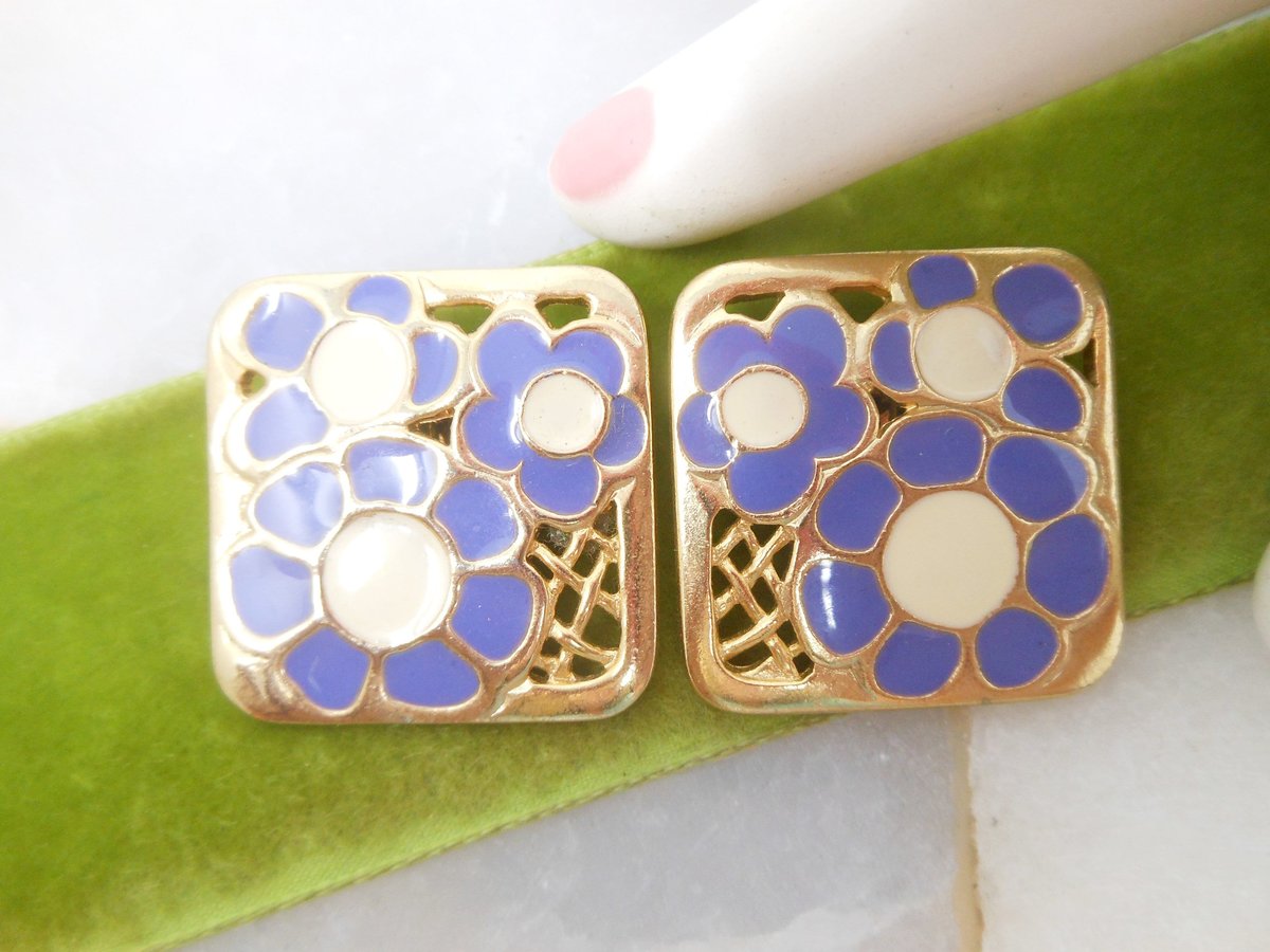 Vintage BEREBI Flower Power Mod Earrings Enamel Clip On Designer Purple Jewelry Gift Mid Century, VivianJoel.com