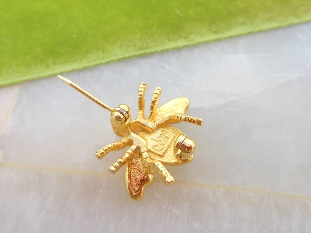 Vintage JOAN RIVERS Rhinestone Bee Brooch Crystal Designer Petite Pin Insect Bumblebee Bug Jewelry Collectible Gift, VivianJoel.com